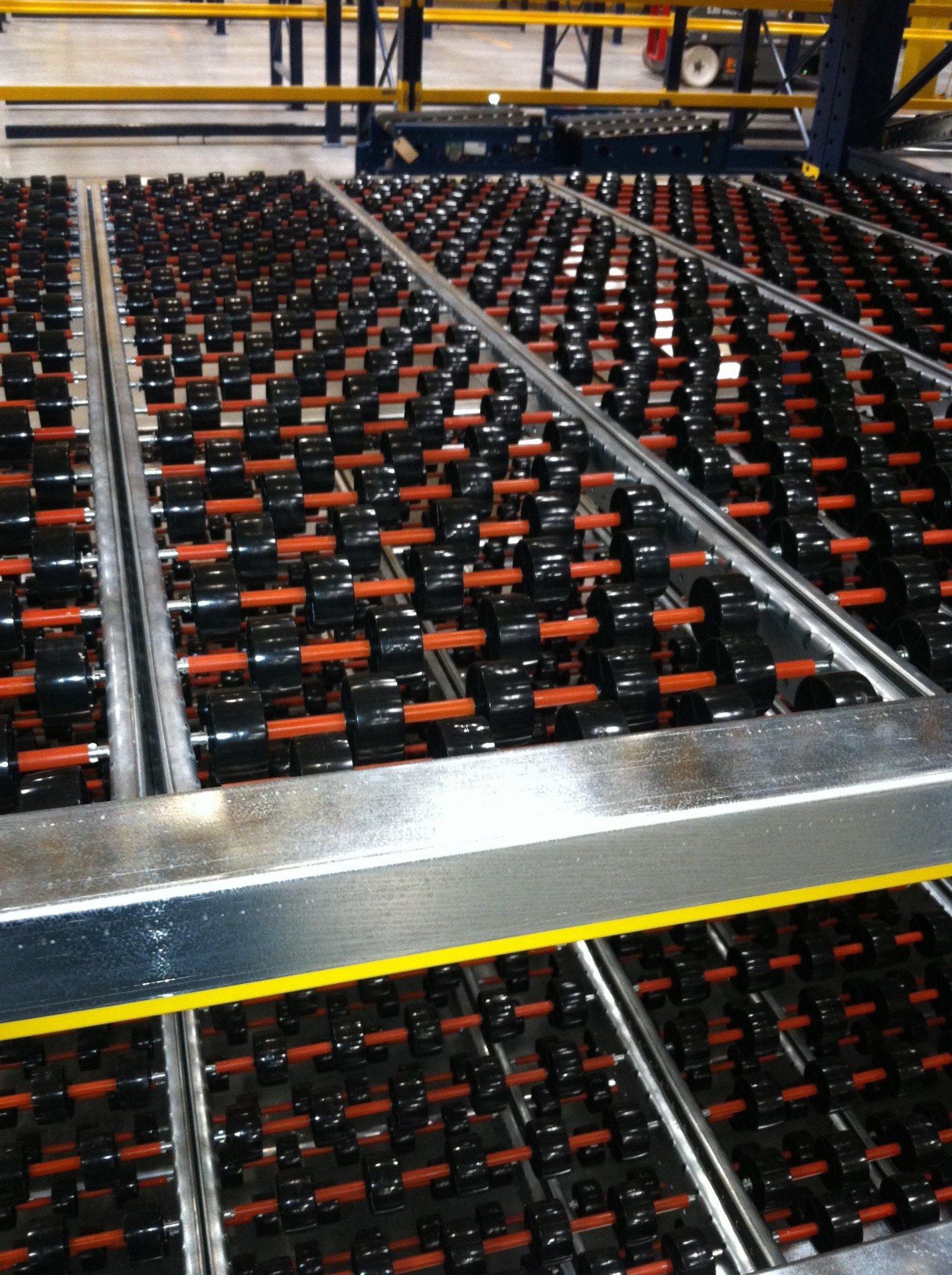 New pallet rack beams, frames and pallet support